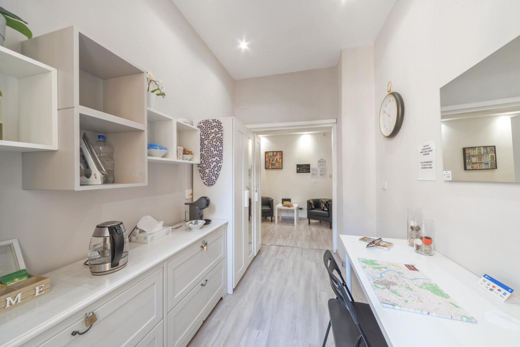 MJ Roma San Pietro Guesthouse *